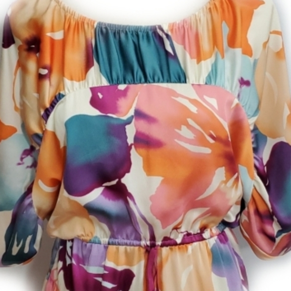 Flowy, Silky, Multicolor LOFT dress - Picture 2 of 8